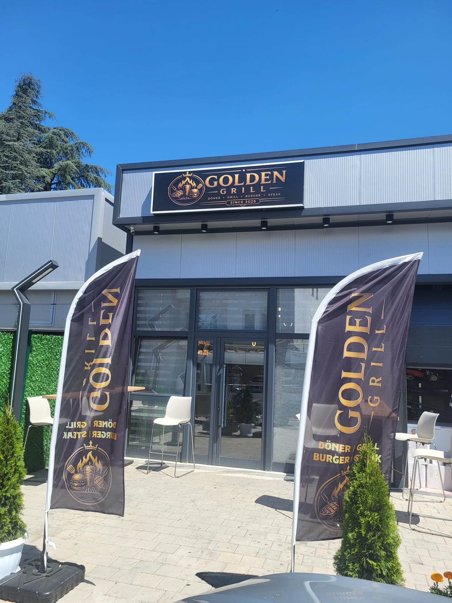 Golden Grill – Butel, Shkup